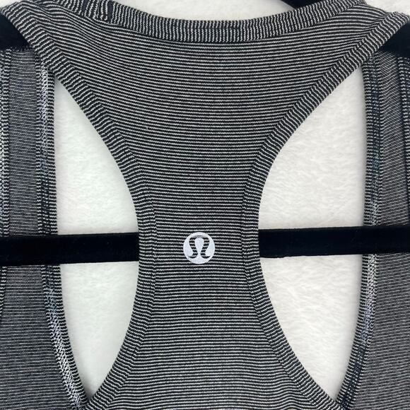 Lululemon Cool Racerback Tank Top Women’s Sz S/4 White Black Microstripe W1256S - Picture 6 of 12